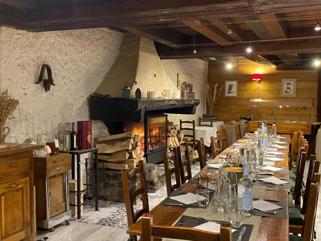 Le Prieure Uvernet-Fours Exterior foto